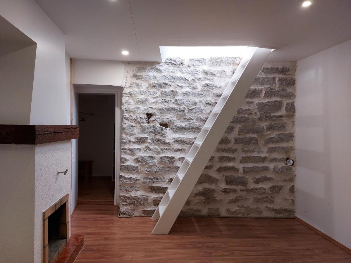 Kesklinna Peatuspaik Tallinn Luaran gambar